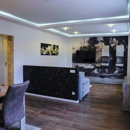 Ht Appartement Nr 2 Greppin Kültér fotó
