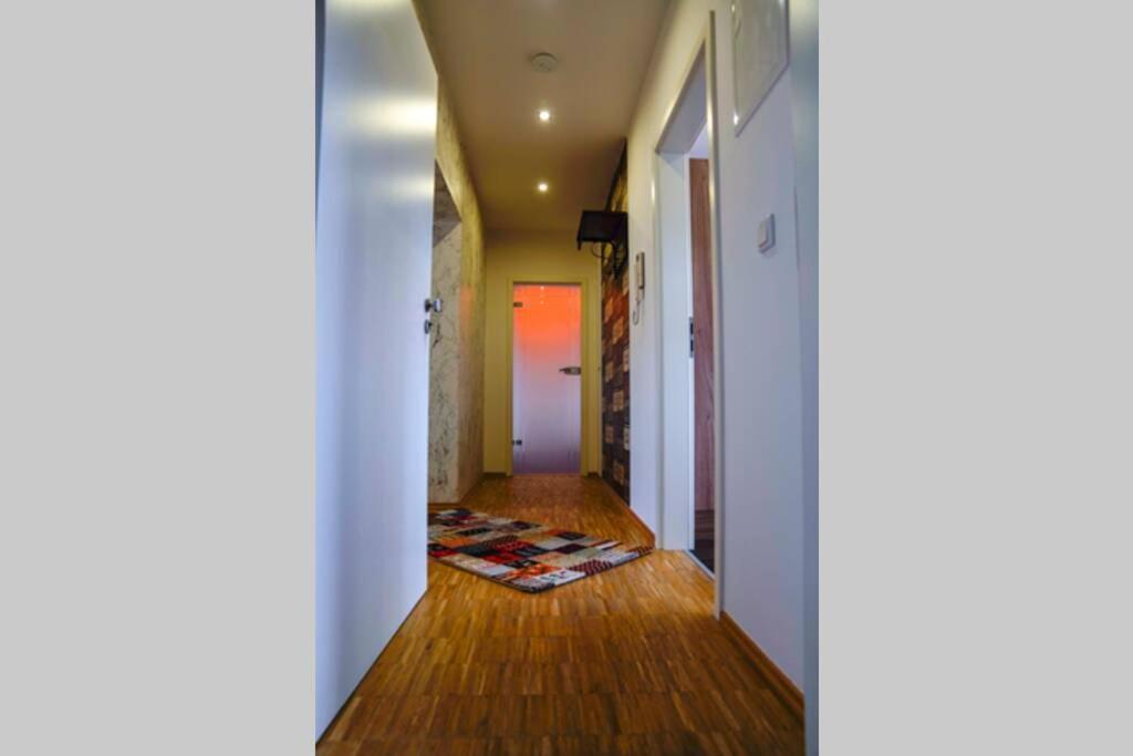 Ht Appartement Nr 2 Greppin Kültér fotó