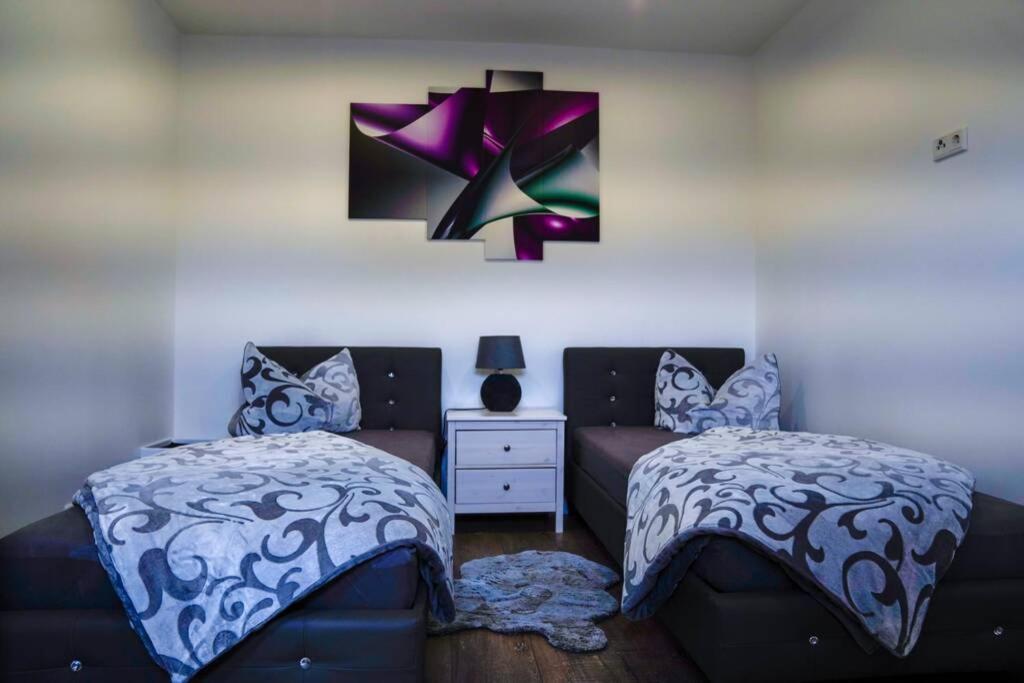 Ht Appartement Nr 2 Greppin Kültér fotó